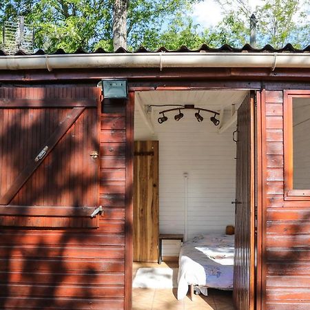Camping Les Acacias Hotel Saint-Paulet-de-Caisson ภายนอก รูปภาพ